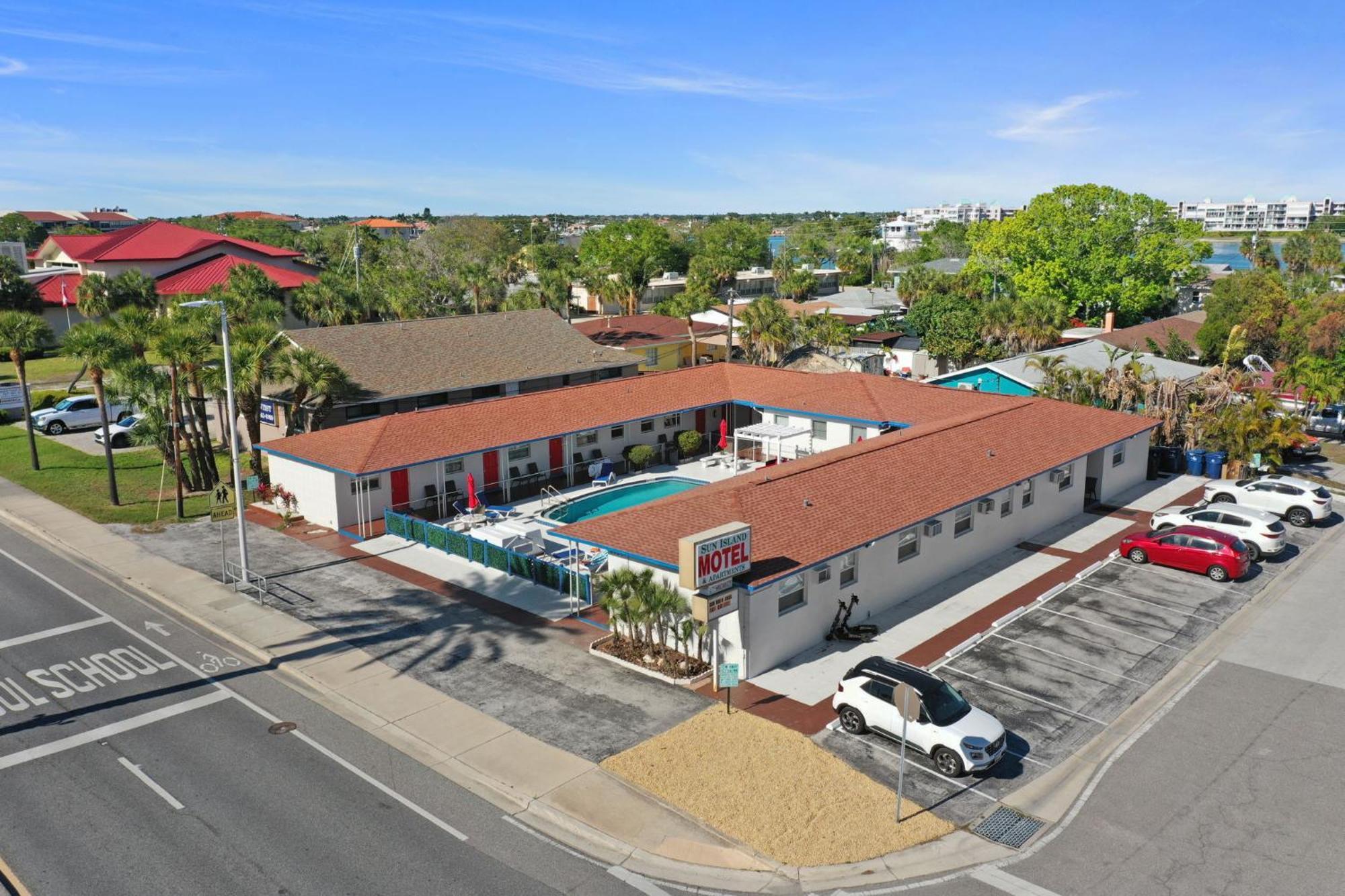 Sun Island Motel St. Pete Beach Exterior foto