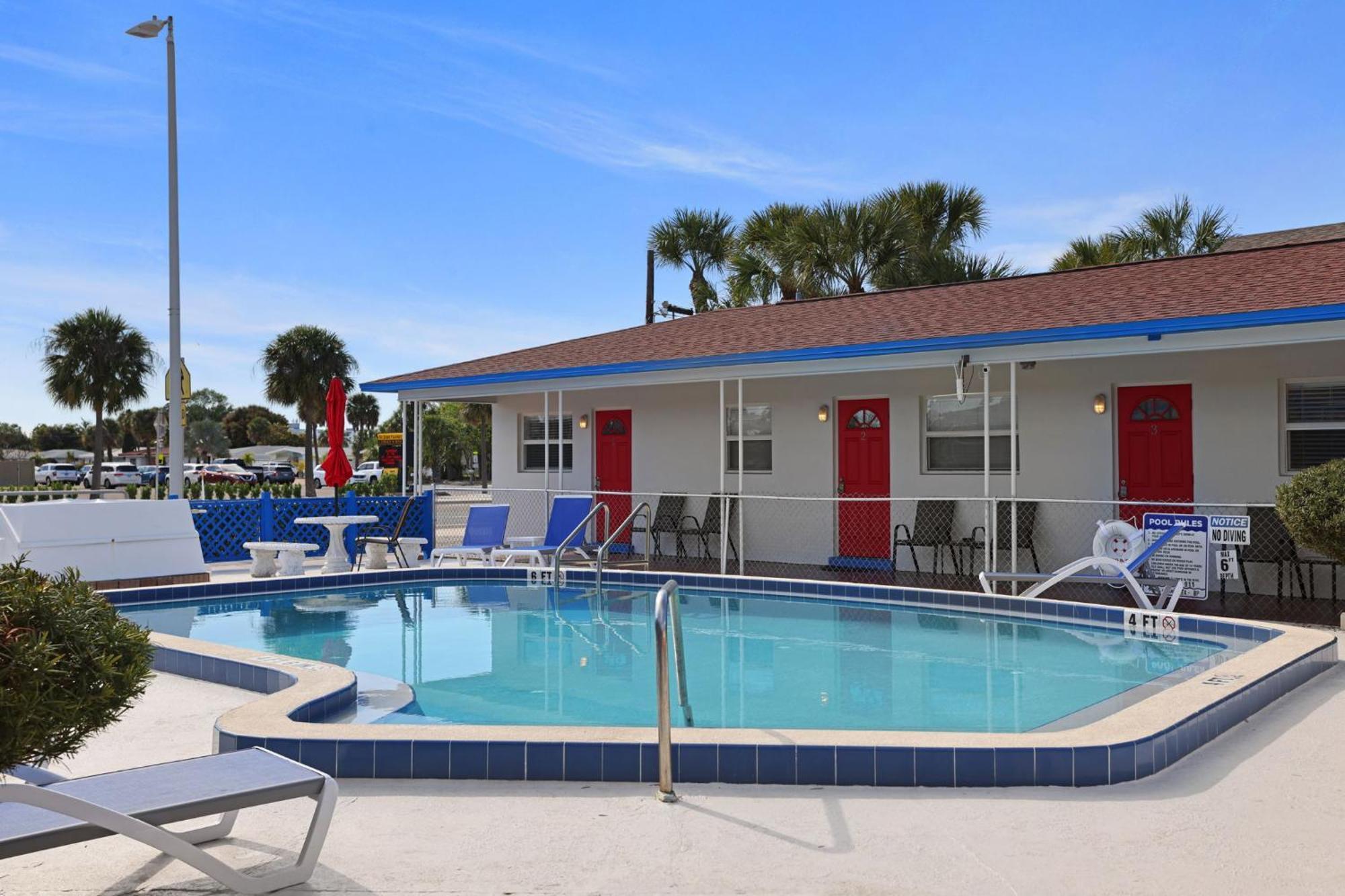 Sun Island Motel St. Pete Beach Exterior foto